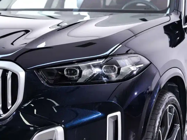 BMW X5 — Фото автомобиля 10