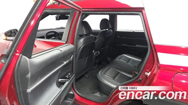 KGM Torres — Фото автомобиля 16