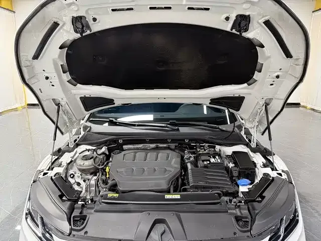 Volkswagen CC — Фото автомобиля 9
