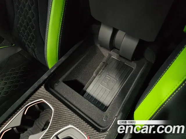 Lamborghini Urus — Фото автомобиля 14
