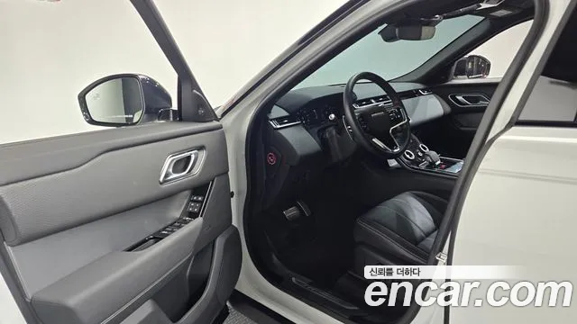 Land Rover Range Rover Velar — Фото автомобиля 10