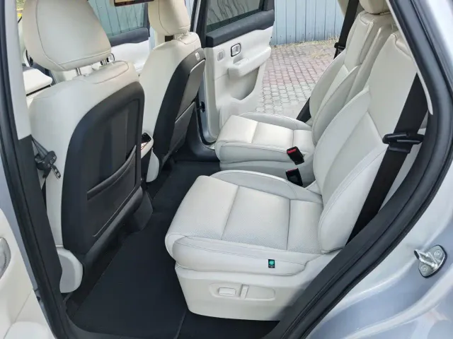 Leapmotor C16 — Фото автомобиля 11