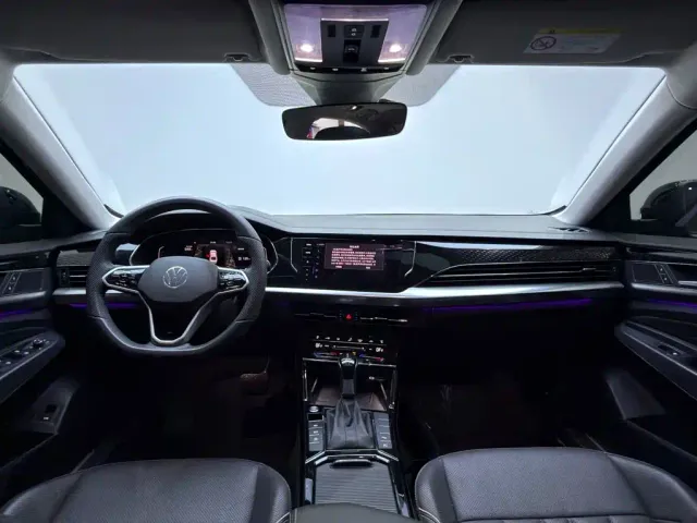 Volkswagen Passat — Фото автомобиля 11