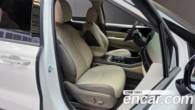 Kia Carnival 4th Gen — Фото автомобиля 16