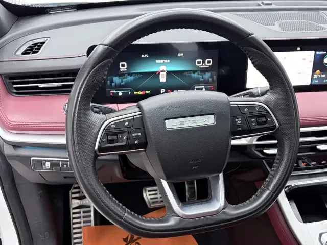 Jetour X70 Plus — Фото автомобиля 10