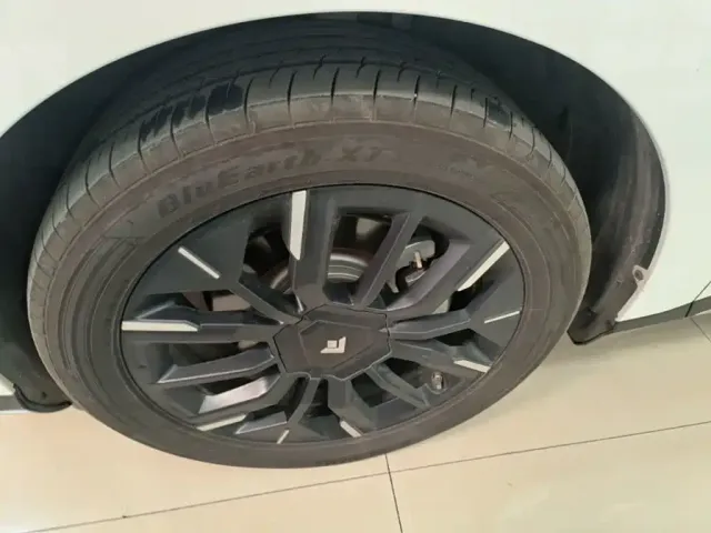 GAC Hyptec HT — Фото автомобиля 22