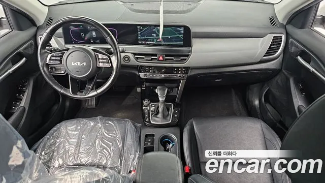 Kia Seltos — Фото автомобиля 7