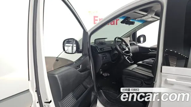Hyundai Staria — Фото автомобиля 15