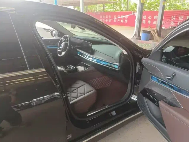 BMW 7 Series — Фото автомобиля 9