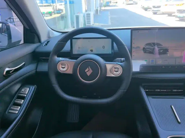 Baojun Yunhai — Фото автомобиля 10