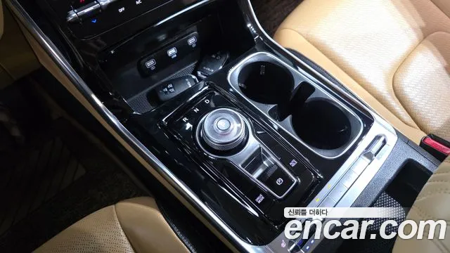 Kia Canival Carnival 4 поколение Бензин 9 мест Noblesse — Фото автомобиля 9