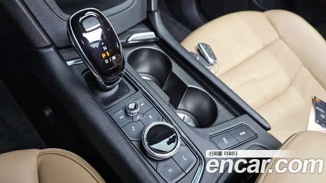 Cadillac XT6 — Фото автомобиля 9