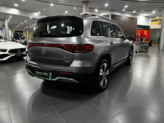 Mercedes-Benz EQB — Фото автомобиля 5