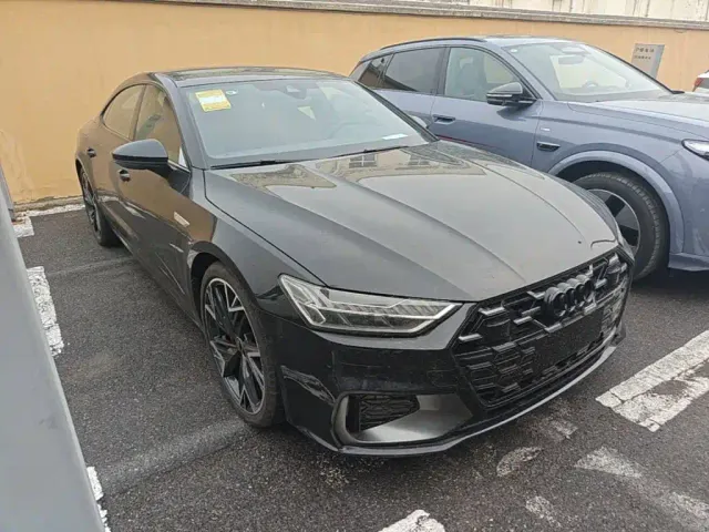Audi A7L — Фото автомобиля 21