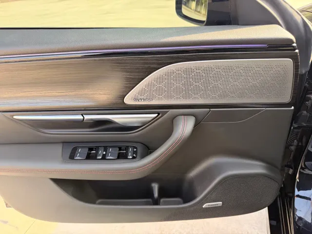 Xpeng P7 — Фото автомобиля 6
