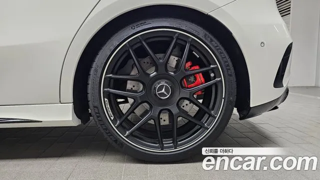 Mercedes-Benz A-Class W177 — Фото автомобиля 6