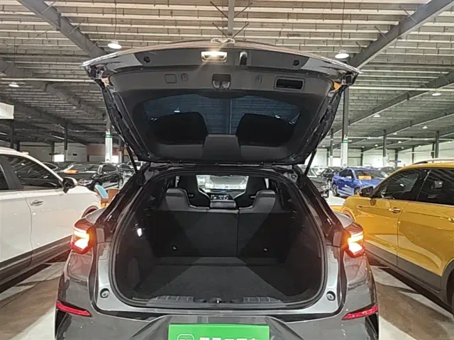 Changan UNI-T — Фото автомобиля 18