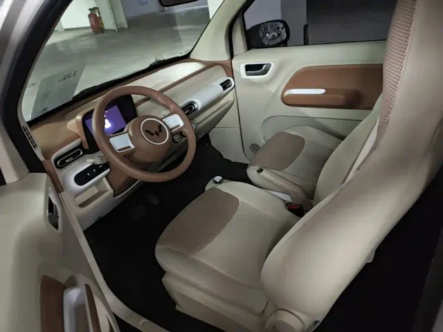 Wuling Hongguang Mini EV — Фото автомобиля 12