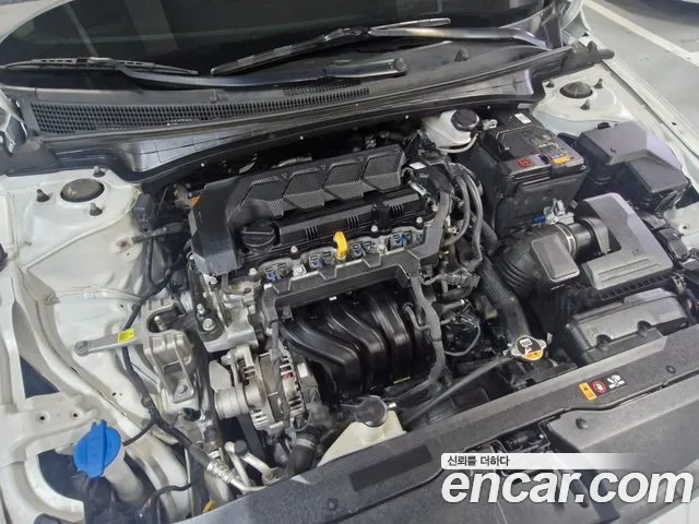 Hyundai Avante CN7 — Фото автомобиля 6