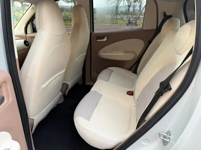 Wuling Hongguang Mini EV — Фото автомобиля 15