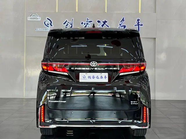 Toyota Vellfire — Фото автомобиля 6