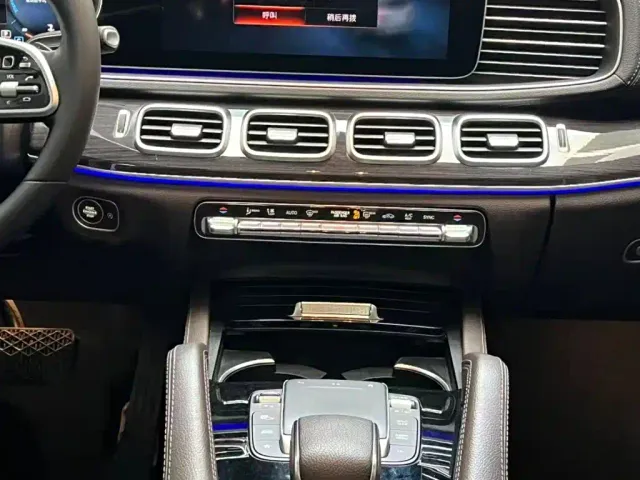 Mercedes-Benz GLE-Class — Фото автомобиля 11