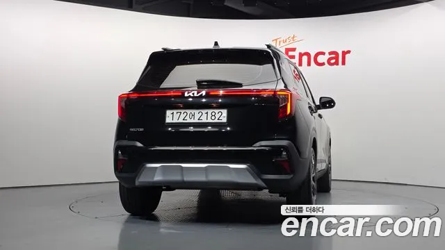 Kia Seltos — Фото автомобиля 4