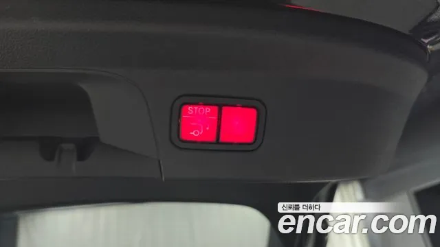 Mercedes-Benz GLE-Class — Фото автомобиля 30