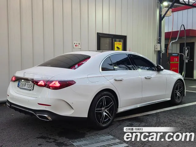 Mercedes-Benz E-Class W214 — Фото автомобиля 2