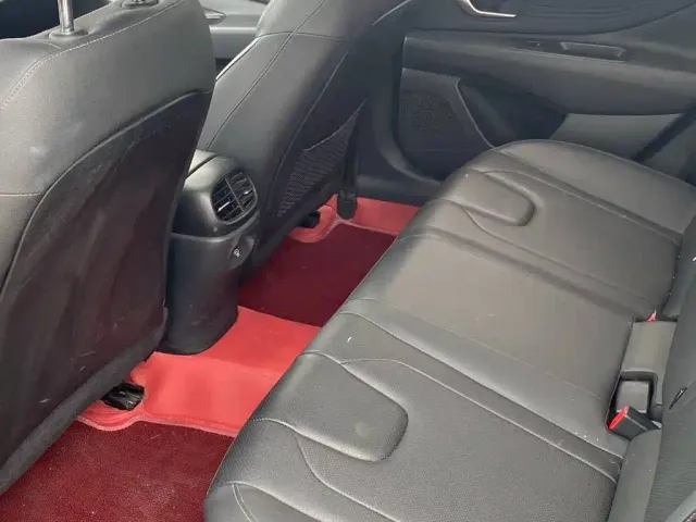 Hyundai Elantra — Фото автомобиля 9