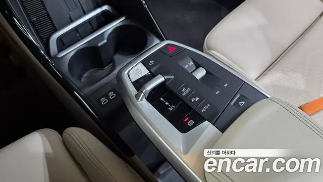 BMW 2 Series U06 — Фото автомобиля 12