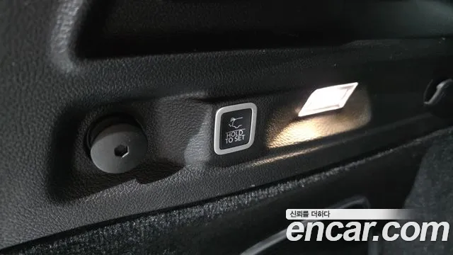 Jeep Cherokee Grand Cherokee(WL) L 3.6 Overland — Фото автомобиля 20