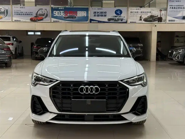 Audi Q3 — Фото автомобиля 2