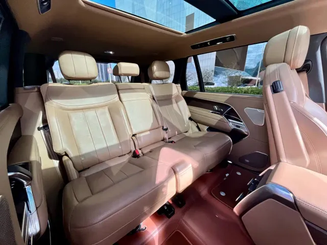 Land Rover Range Rover — Фото автомобиля 12