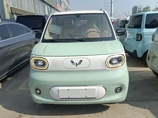 Wuling Hongguang Mini EV — Фото автомобиля 2