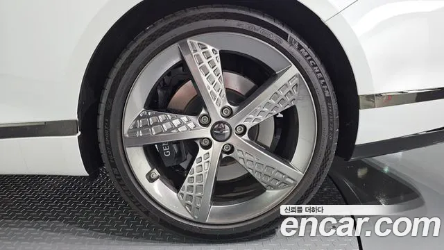 Genesis G80 Бензин 3.5 турбо AWD — Фото автомобиля 17