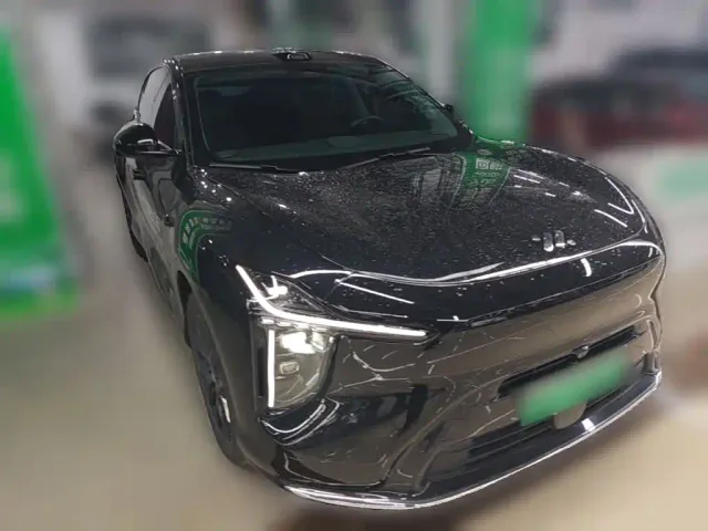 IM Motors LS6 — Фото автомобиля 5