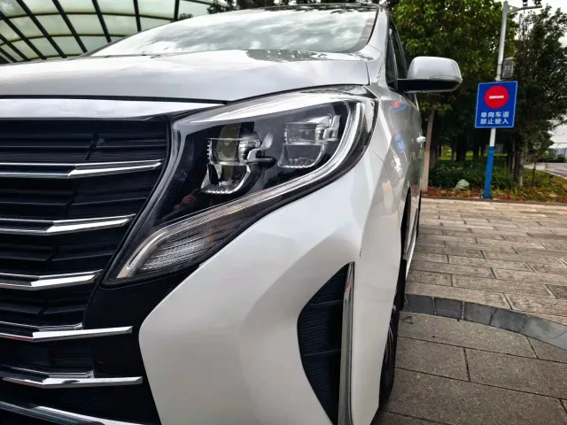 GAC Trumpchi M8 — Фото автомобиля 13