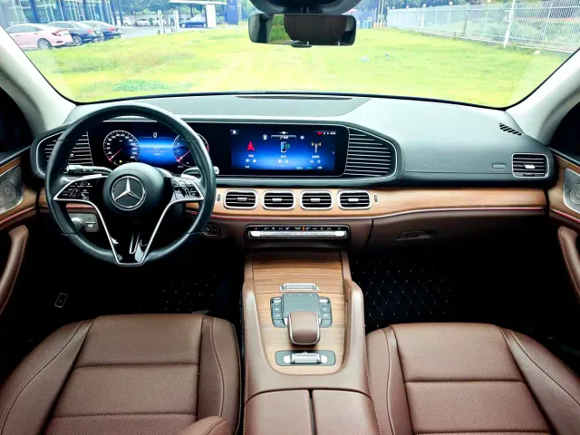 Mercedes-Benz GLE-Class — Фото автомобиля 12