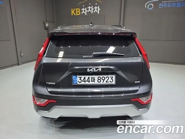 Kia Niro The All New — Фото автомобиля 4