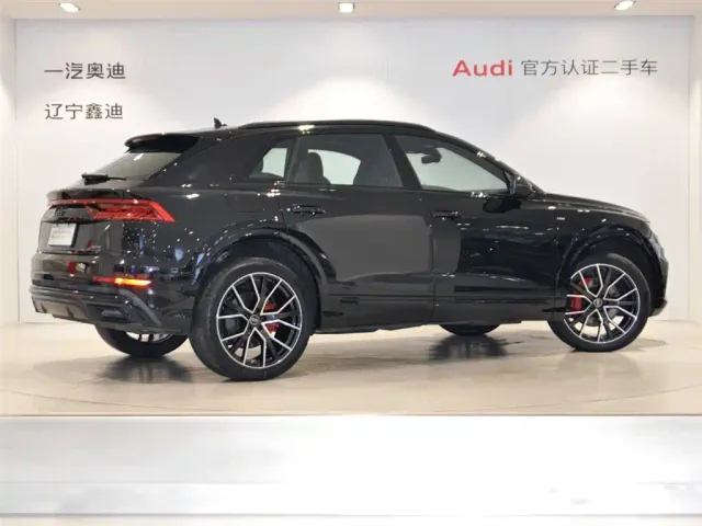 Audi Audi Q8 2023 55 TFSI Premium Sport — Фото автомобиля 4