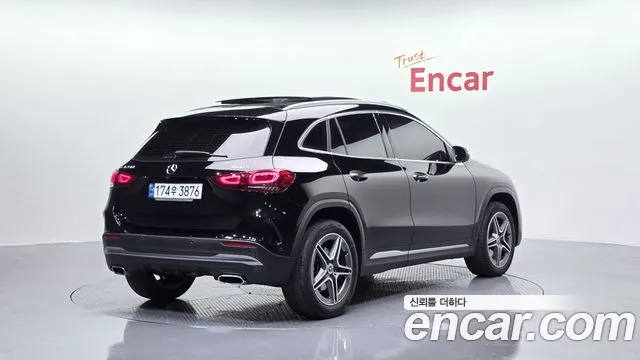 Mercedes-Benz GLA-Class — Фото автомобиля 2