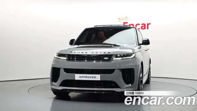 Land Rover Range Rover Sport — Фото автомобиля 3