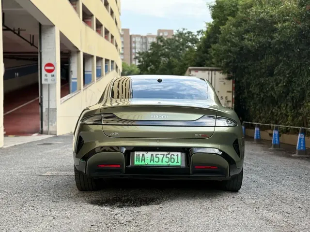 Xiaomi SU7 — Фото автомобиля 8