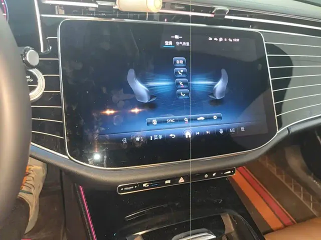 Mercedes-Benz E-Class — Фото автомобиля 12