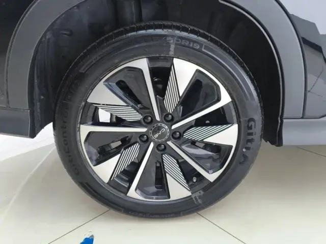 BYD Song PLUS — Фото автомобиля 6