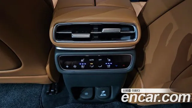 Genesis GV80 2.5T Бензин AWD — Фото автомобиля 19