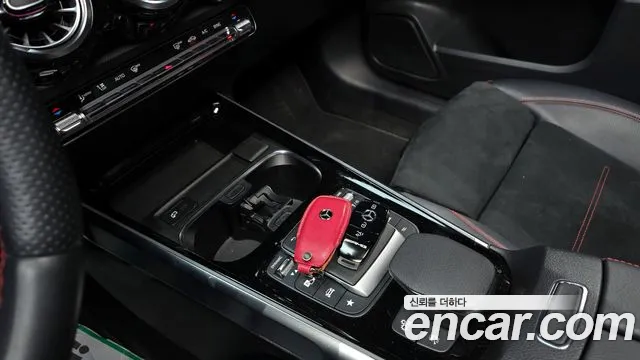 Mercedes-Benz GLB-Class — Фото автомобиля 17