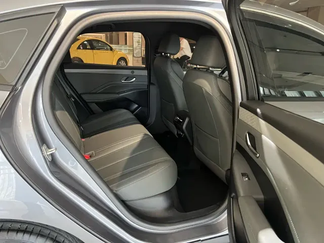 BYD Qin PLUS — Фото автомобиля 13