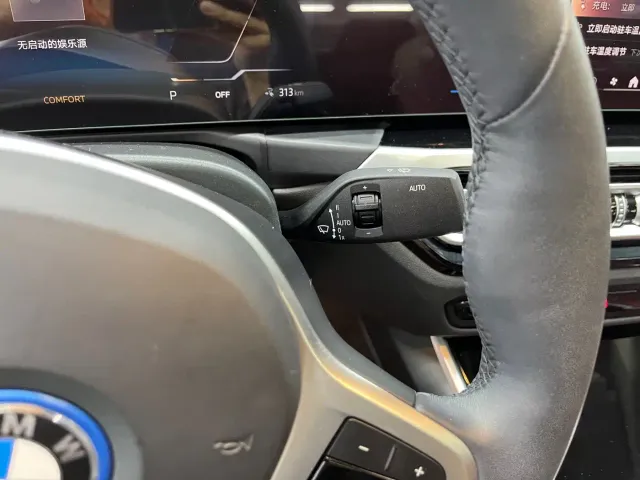 BMW i3 — Фото автомобиля 14